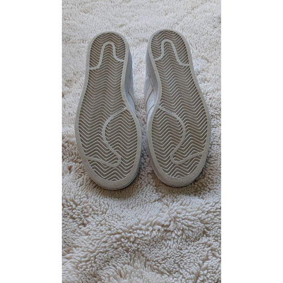 Adidas Sneakers, Women's, Size 9 - Picture 3 of 7